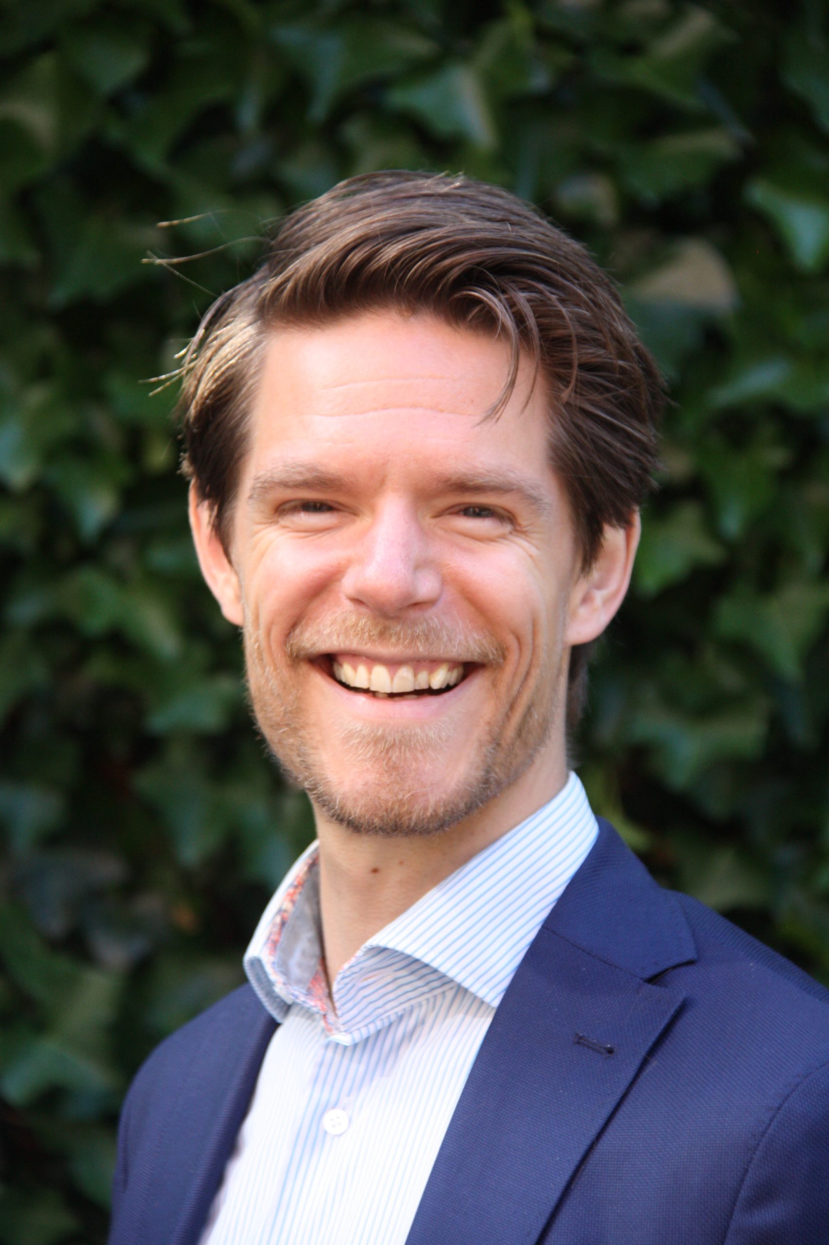 Op 26 augustus 2024 was het zover! De eerste dag van ons School en Omgeving-project in Ede. We wisten begin augustus pas zeker dat de subsidie toegekend was, dus het was een uitdagende, vliegende start. Sommige scholen startten in september al met hun programma, andere na de herfstvakantie. Dat betekent dat we nu ongeveer zes maanden onderweg zijn.